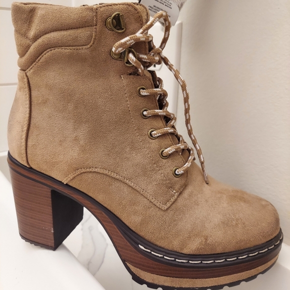 Ankle heeled boots *firm* - Picture 9 of 9